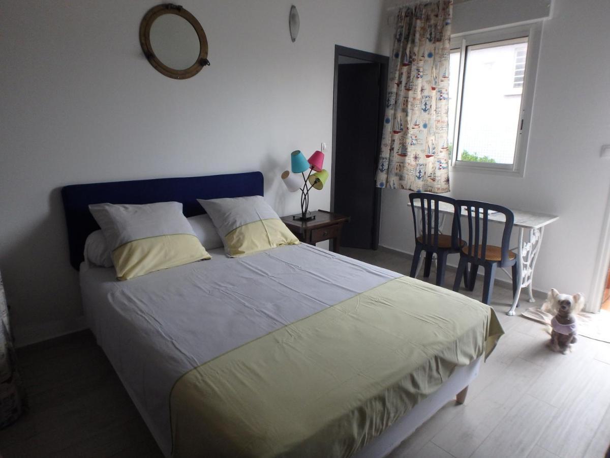 Bed and Breakfast La Marine à Le Moule Extérieur photo